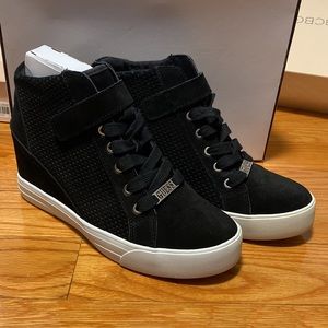GUESS wedge sneakers